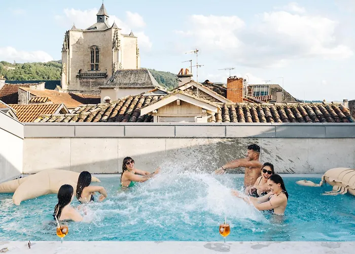 Les Fleurines By Urban Style Apartament *